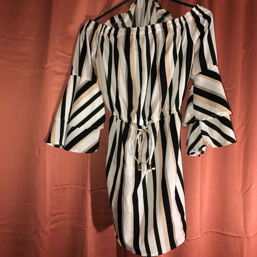 Black/white/beige dress